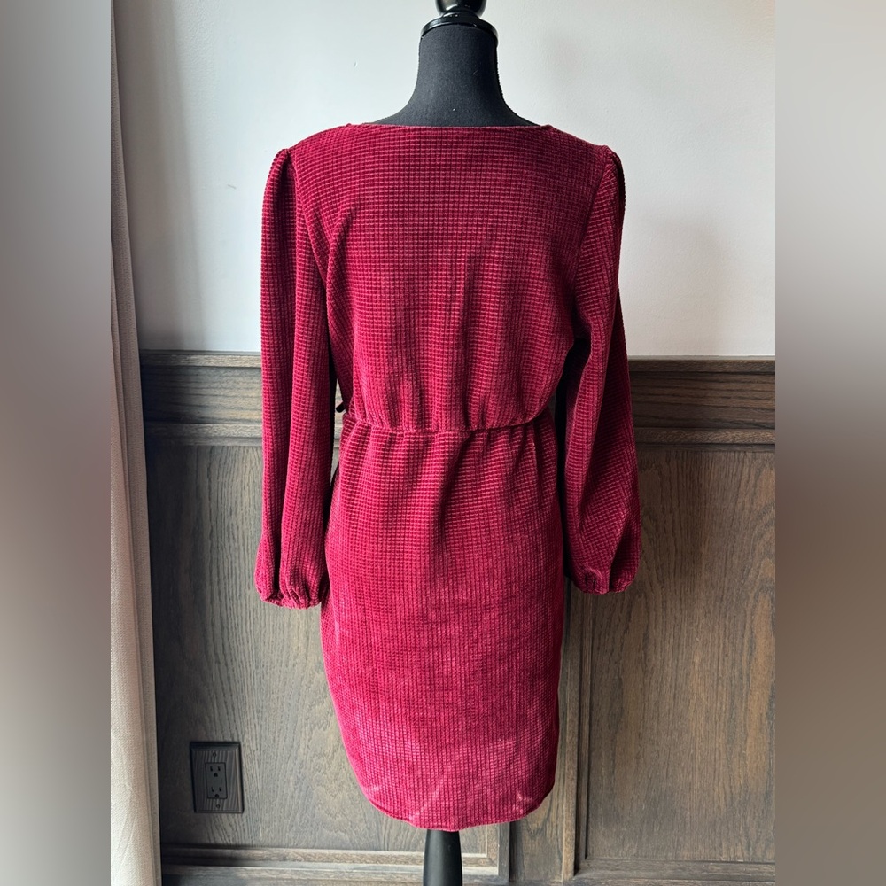 Simplee Apparel Red Ribbed Wrap Dress with Bishop Sleeves nwt - Picture 5 of 9